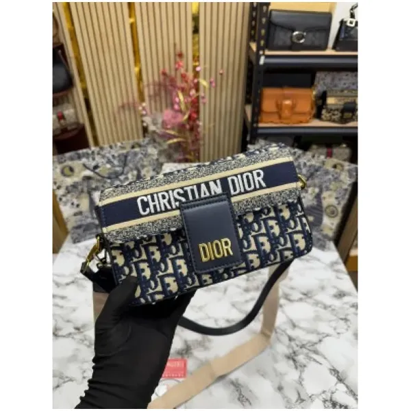 Christian Dior Handbag For Women (SW516)