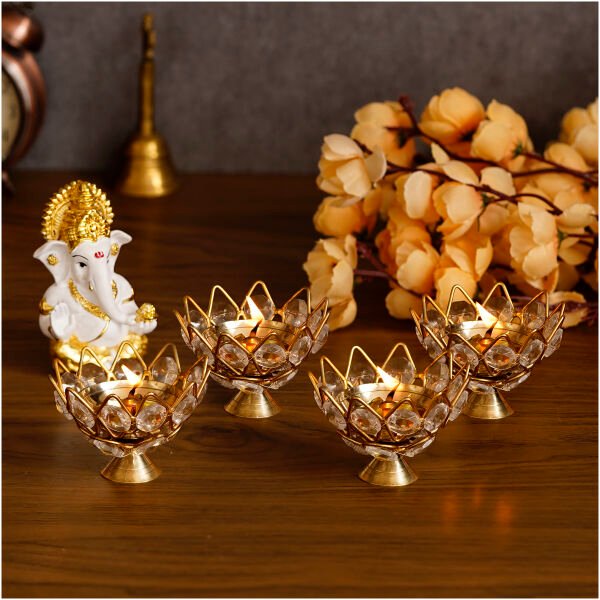 CraftIndia Set of 4 Lotus Shape Crystal Tea Light Holder - Image 2