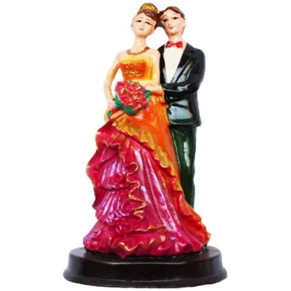 Handcrafted Loving Married Couple Statue Showpiece
