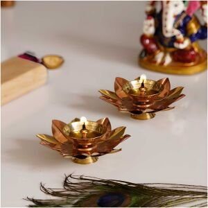CraftIndia Set of 2 Floral Shape Metal Diya