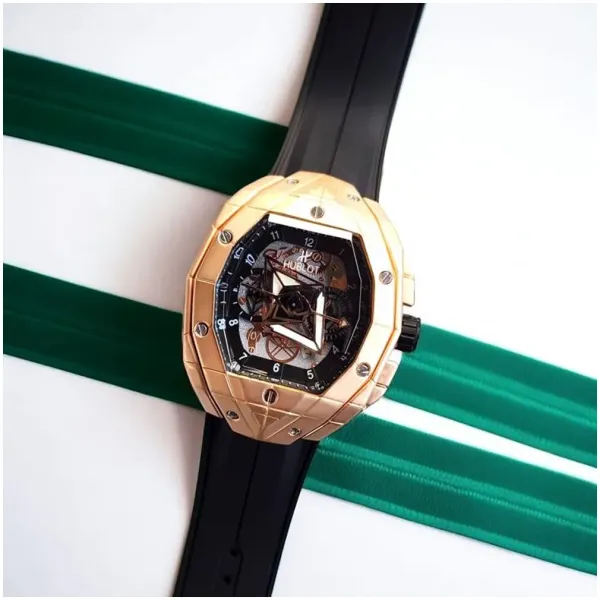 Hublot Big Bang Watch For Men (SG122)