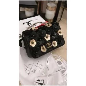 Chanel Handbag For Women (BOT1981)
